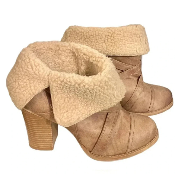 SHOE DAZZLE | Jamie Taupe Ankle Booties Fleece Lined, Chunky Block Heel Size 9.5 - Picture 3 of 8